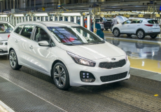 Spolonos Kia Motors Slovakia zvila zkladn mzdy vrobnch zamestnancov o 75 eur