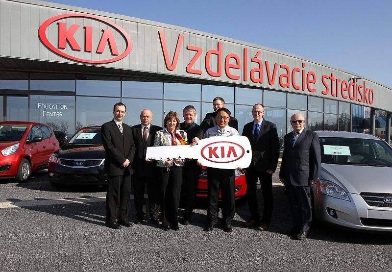 Spolonos Kia Motors Slovakia podporuje vzdelvanie v ilinskom regine