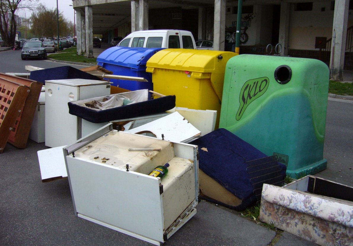 Mnostvo vytriedenho odpadu kleslo na Slovensku v roku 2013 o 10 %
