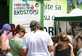 ENVI-PAK spolone s nvtevnkmi festivalu Pohoda vytvoril obrovsk eko-stopu