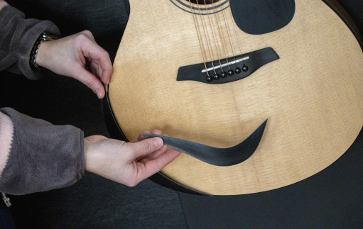 Profi gitary Fuchs vyrban na 3D tlaiarnach Stratasys od MCAE Systems