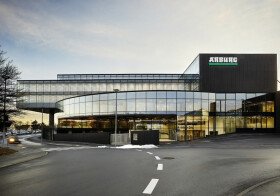 Nové školiace centrum ARBURG prináša viac digitalizácie a blízkosť k zákazníkovi