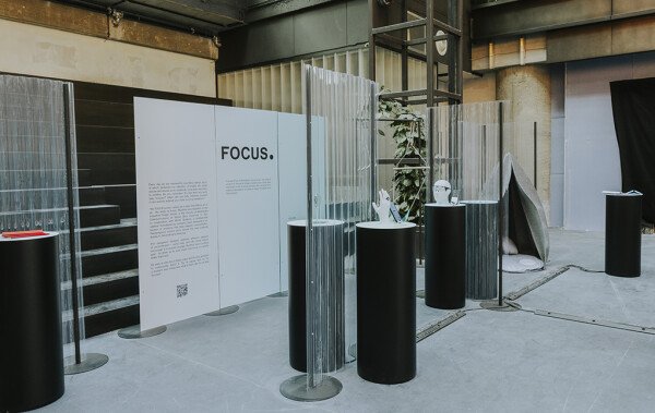 Študenti a pedagógovia Fakulty multimediálnych komunikácií UTB v Zlíne spolu s MCAE Systems vystavujú na BERLIN DESIGN WEEK 2025.