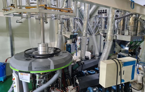 SYNCRO air ring od LIPM s.r.o. – Chladiaci krúžok novej generácie pre výrobu fólií