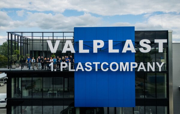 Nový showroom 1.PLASTCOMPANY: Technológie, ktoré musíte vidieť na vlastné oči