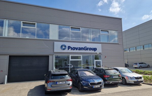 Ing. Pavel Polomský (Piovan Group) o automatizácii a energetickej efektivite pre moderné plastikárstvo