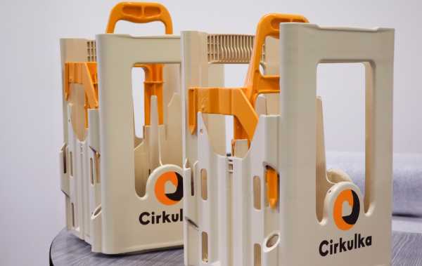 cotu s.r.o.: SLA 3D tlač veľkoobjemových prepraviek Kofola v rekordnom čase