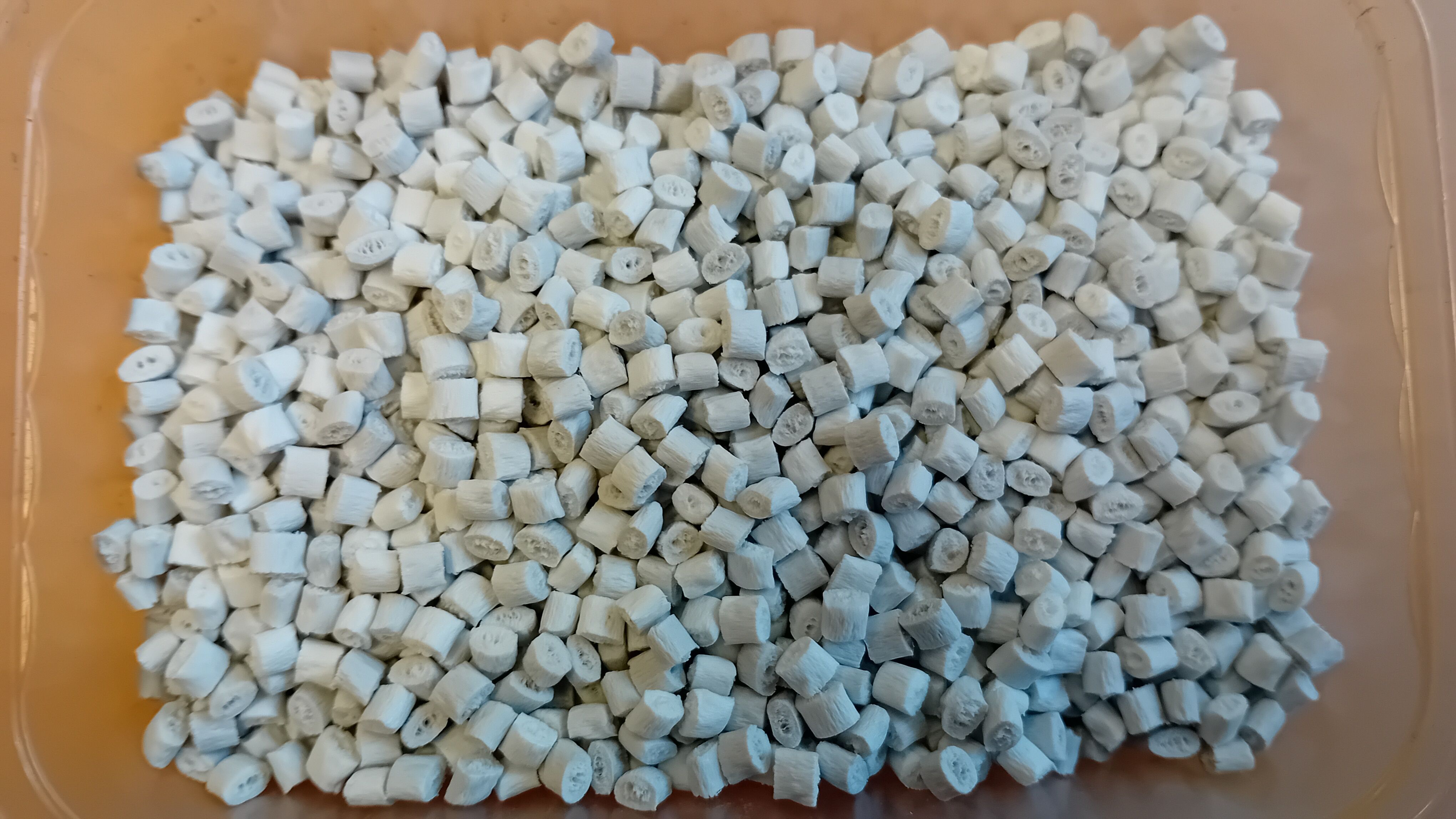 PP regranulát biela GF 20-40